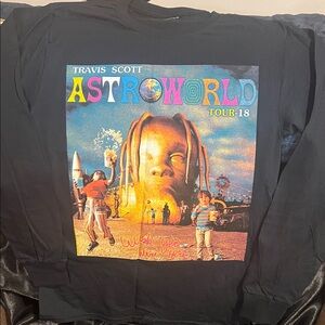 Travis Scott AstroWorld Tour Black Long Sleeve Graphic Tee.